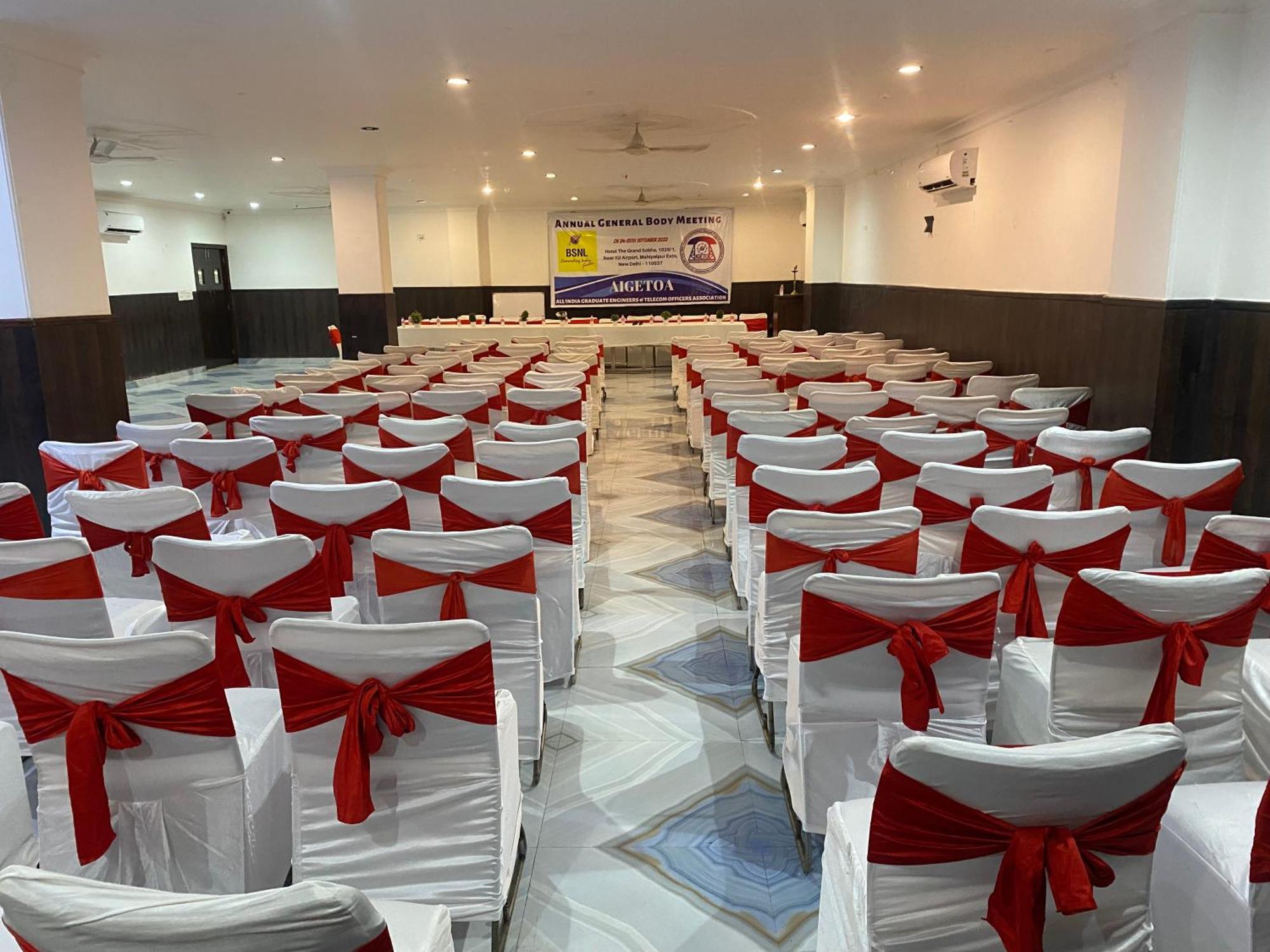 Airport Hotel The Grand Shoba New Delhi Exterior photo