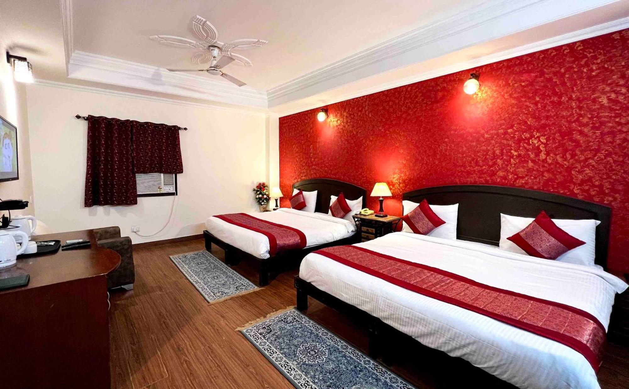 Airport Hotel The Grand Shoba New Delhi Exterior photo